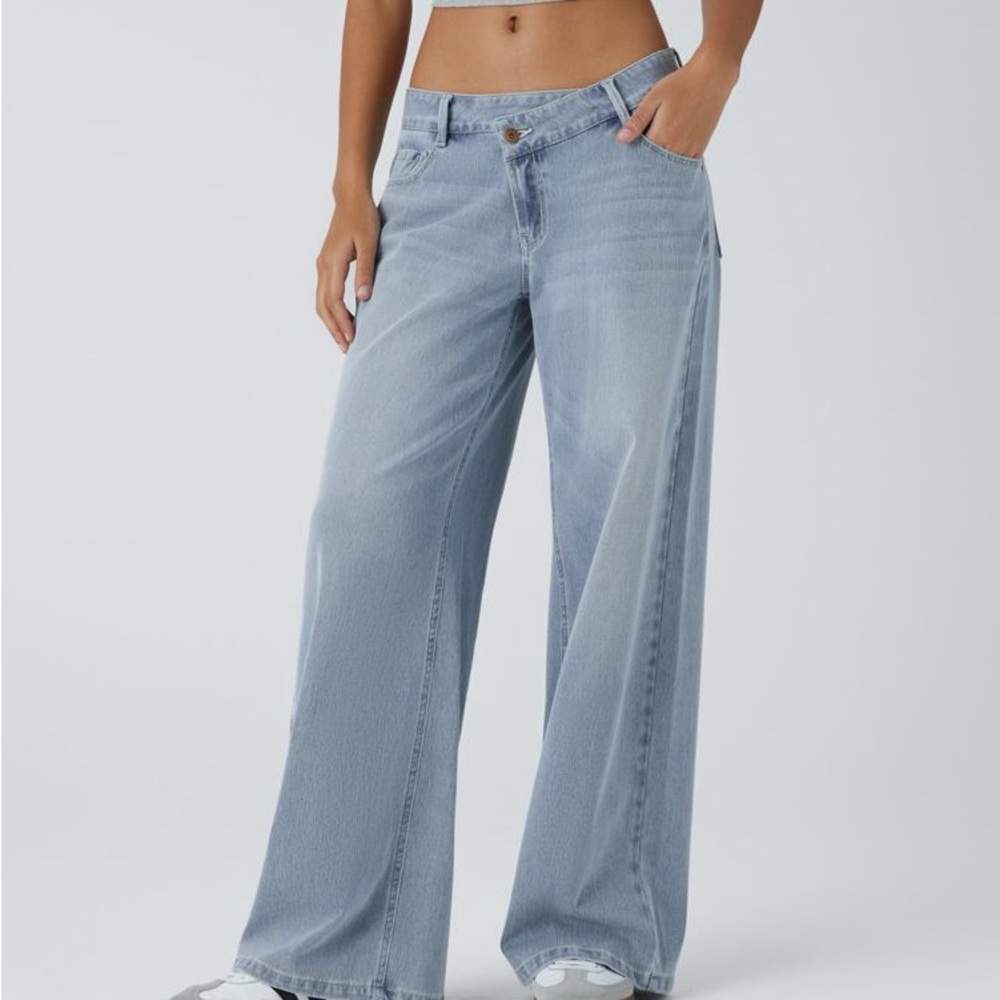 HALARA Flex Light Blue Wide leg Jeans NWOT